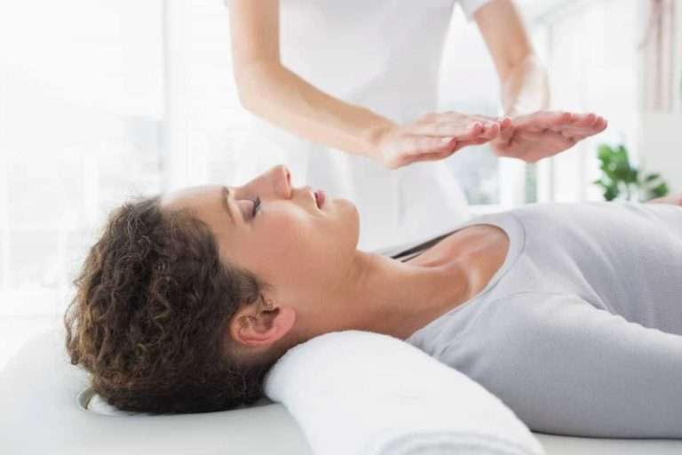 Pranic healing hands